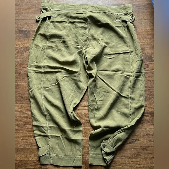 NWOT Anthropologie pants - Picture 7 of 9